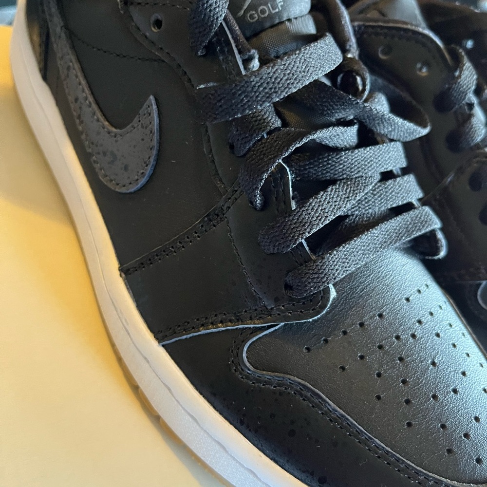 Air Jordan 1 Low G
Golf Shoes